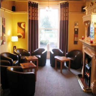 Rostrevor Hotel - Guest House Бери Экстерьер фото